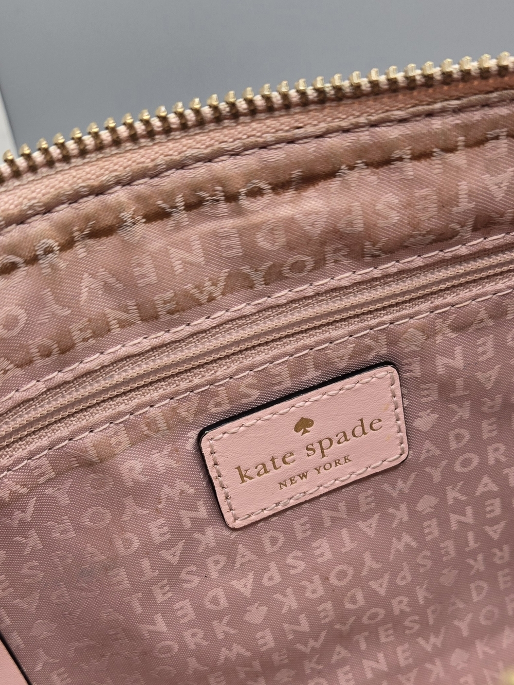 Kate Spade New York Pink Leather Crossbody Bag Gold Tone Hardware - Picture 6 of 7
